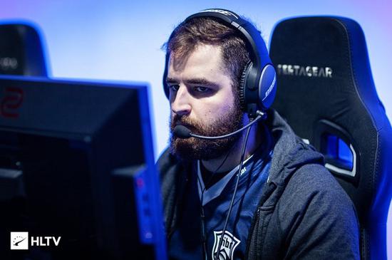 S15决赛第一局精彩BP分析 KT与T1的英雄选择对决